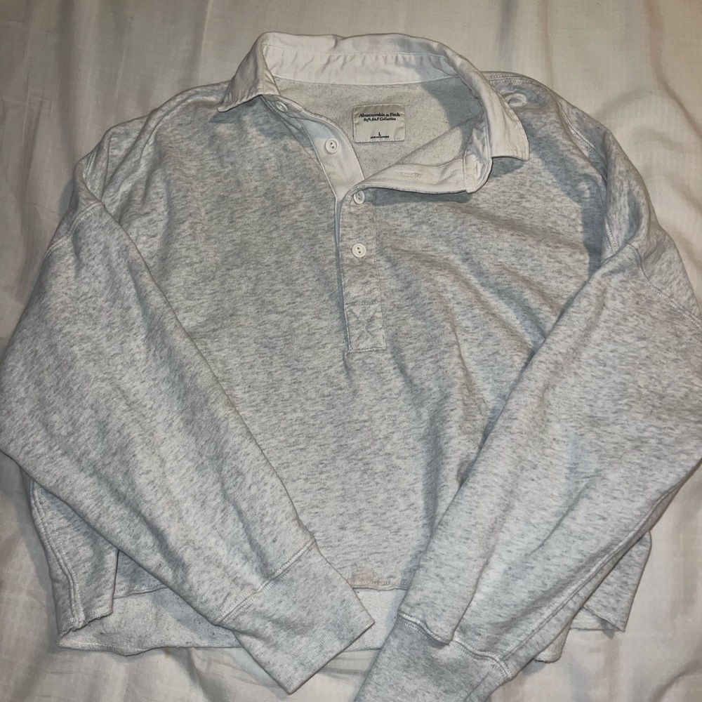 Abercrombie & Fitch Light Gray Polo Sweater